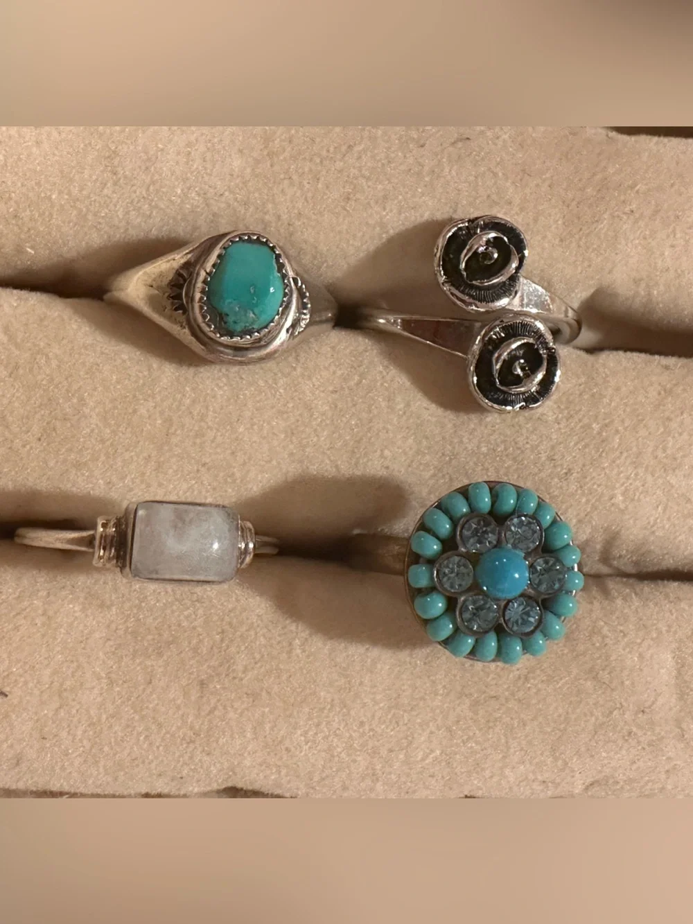 4 vintage rings- size 8 - price per ring or combine for deal